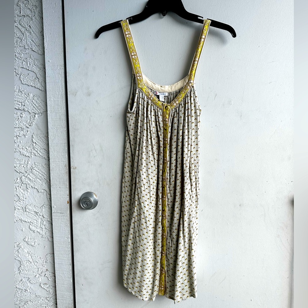 Siss Revolution sleeveless casual shirt dress, cover up.